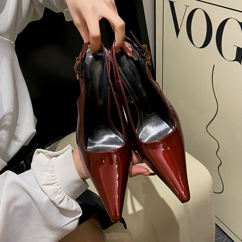 Layla Close-Toed Pumps